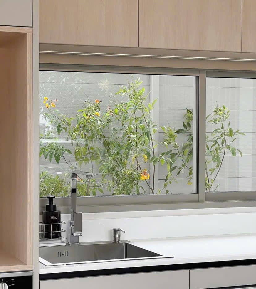 Căn Bếp Gọn Gàng Xinh Xắn – Bí Quyết Đơn Giản Để Cuộc Sống Dễ Chịu Và Hạnh Phúc Hơn Căn Bếp Gọn Gàng Xinh Xắn – Bí Quyết Đơn Giản Để Cuộc Sống Dễ Chịu Và Hạnh Phúc Hơn